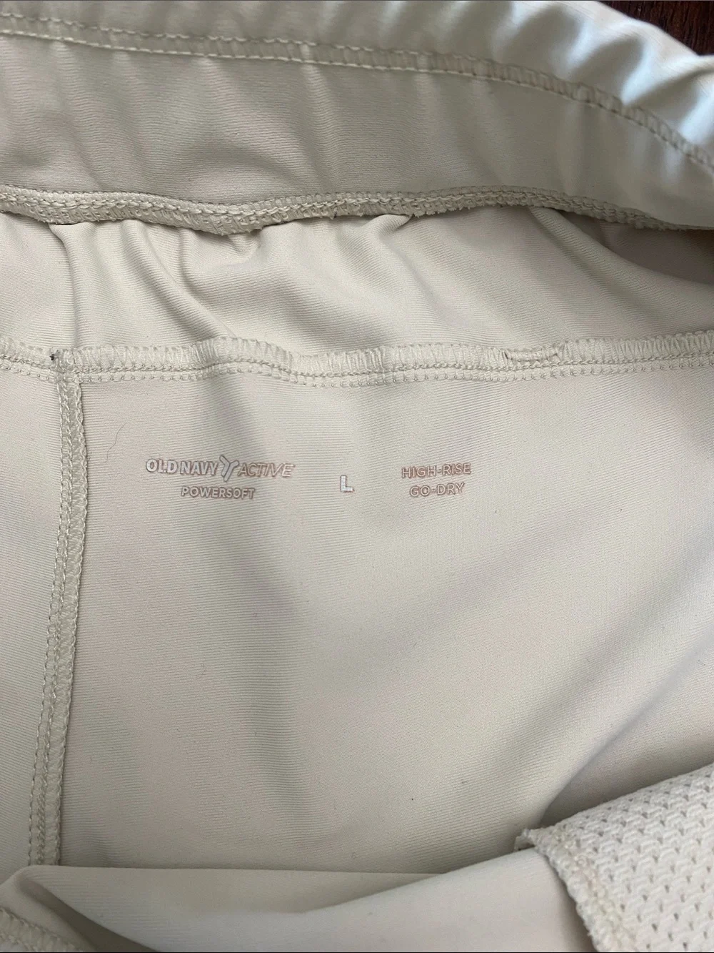 Old Navy Women's Light Cream Drawstring Athletic Shorts